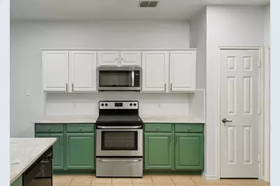 244 Turnberry Lane, Lewisville, TX 75067 - Photo 5
