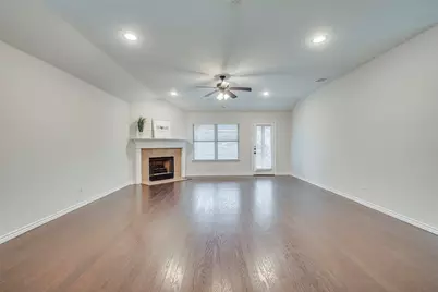 15036 Seventeen Lakes Boulevard, Fort Worth, TX 76262 - Photo 13