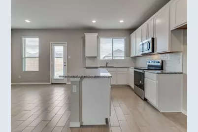 920 Ravenwood Lane, Van Alstyne, TX 75495 - Photo 5