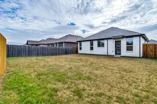 920 Ravenwood Ln, Van Alstyne, TX 75495 - Photo 11