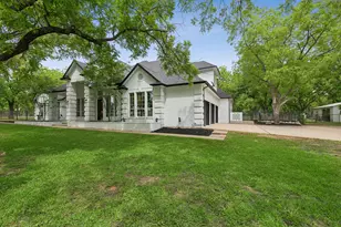 5501 Equestrian Dr, Granbury, TX 76049 - Photo 3