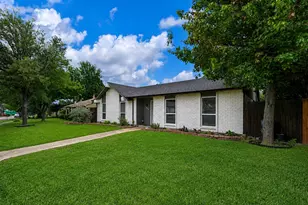 7318 Emory Oak Ln, Dallas, TX 75249 - Photo 1