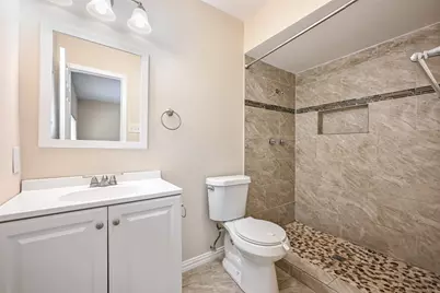 7318 Emory Oak Lane, Dallas, TX 75249 - Photo 17