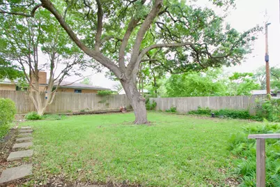 4901 Pine Avenue, Waco, TX 76710 - Photo 23