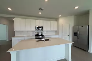 660 Stud Dr, Aubrey, TX 76227 - Photo 7