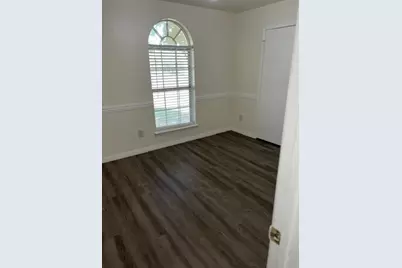 557 Marybeth Drive, Burleson, TX 76028 - Photo 17