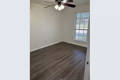 557 Marybeth Drive, Burleson, TX 76028 - Photo 13