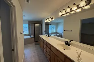1001 Meadow Creek Dr, Allen, TX 75002 - Photo 15