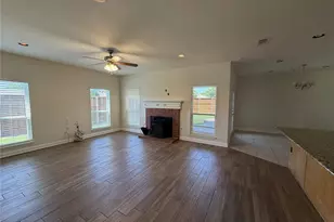 1001 Meadow Creek Dr, Allen, TX 75002 - Photo 9
