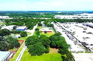 1401 Leyfair Dr, Grand Prairie, TX 75050 - Photo 1