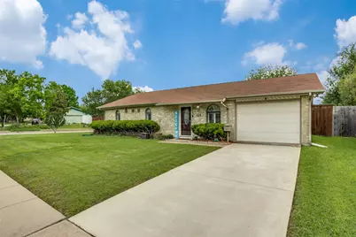 326 Independence Drive, Garland, TX 75043 - Photo 3
