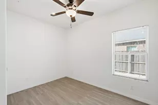 3015 Elinor St, Fort Worth, TX 76111 - Photo 13