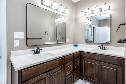 11210 Lakecrest Drive, Sanger, TX 76266 - Photo 25