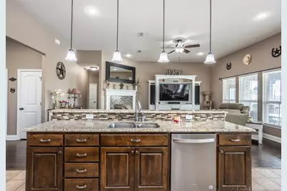 11210 Lakecrest Drive, Sanger, TX 76266 - Photo 7