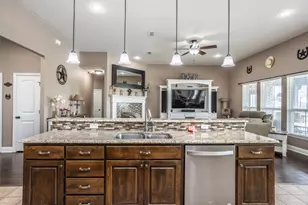 11210 Lake Crest Dr, Sanger, TX 76266 - Photo 7