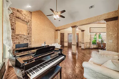 112 Diamond Rose Drive, Burleson, TX 76028 - Photo 15