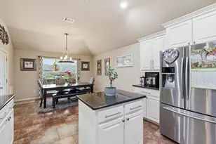 242 Miramar Cir, Weatherford, TX 76085 - Photo 15