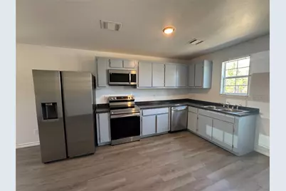 232 E Quanah Road, Mabank, TX 75156 - Photo 5
