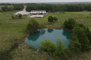 466 Belcher Rd, Bowie, TX 76230 - Photo 39