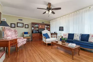 126 Varsity Cir, Arlington, TX 76013 - Photo 7