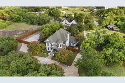3706 Castle Drive, Rowlett, TX 75089 - Photo 5