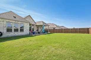 569 Pebble Dr, Waxahachie, TX 75167 - Photo 35