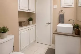 2442 Club Manor Dr, Dallas, TX 75237 - Photo 21
