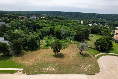 2132 Grand View Court, Cedar Hill, TX 75104 - Photo 3