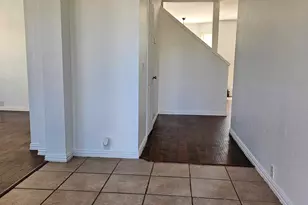 2104 Royal Oak Dr, Bedford, TX 76021 - Photo 9
