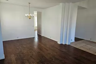 2104 Royal Oak Dr, Bedford, TX 76021 - Photo 3