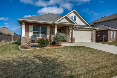 1913 Pavilion Lane, Denton, TX 76210 - Photo 3