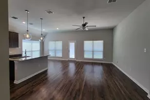 1106 Placid Cir, Waco, TX 76706 - Photo 3