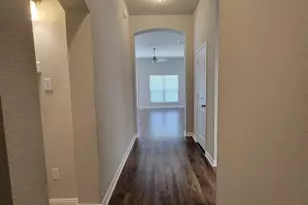 1106 Placid Cir, Waco, TX 76706 - Photo 9