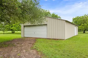 2416 Gary Ln, Waco, TX 76708 - Photo 7