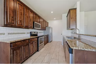 1720 Fairway Drive, Sherman, TX 75090 - Photo 9