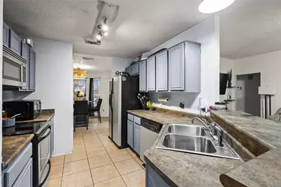 2831 Saint Johns Avenue, Lancaster, TX 75146 - Photo 9
