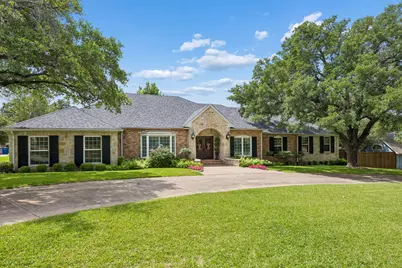 6828 Meadowcreek Drive, Dallas, TX 75254 - Photo 3