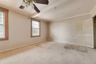 1321 Meadow St, DeSoto, TX 75115 - Photo 9
