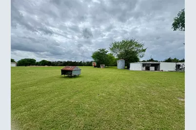 1321 Meadow Street, DeSoto, TX 75115 - Photo 9