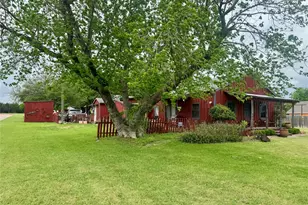 1321 Meadow St, DeSoto, TX 75115 - Photo 7