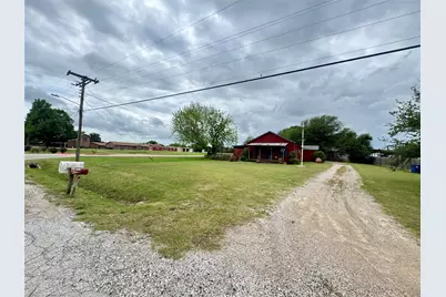 1321 Meadow Street, DeSoto, TX 75115 - Photo 3