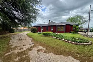 1321 Meadow St, DeSoto, TX 75115 - Photo 15