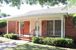 211 Spill St, Winters, TX 79567 - Photo 7