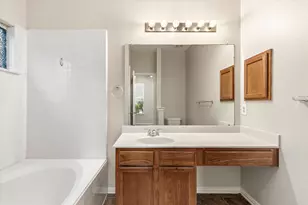 10223 Waterbury Dr, Providence Village, TX 76227 - Photo 19