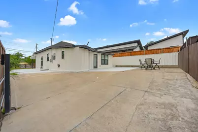 300 Steinman Avenue, Dallas, TX 75203 - Photo 27