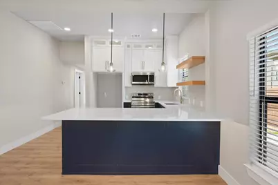 300 Steinman Avenue, Dallas, TX 75203 - Photo 11