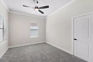 300 Steinman Ave, Dallas, TX 75203 - Photo 15