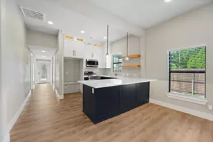 300 Steinman Ave, Dallas, TX 75203 - Photo 9