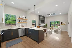 300 Steinman Ave, Dallas, TX 75203 - Photo 13