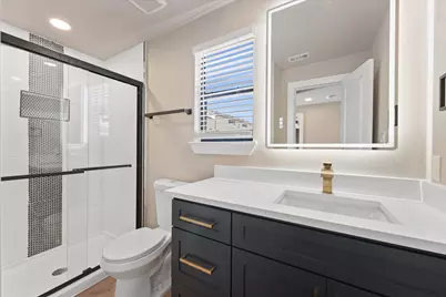 300 Steinman Avenue, Dallas, TX 75203 - Photo 23